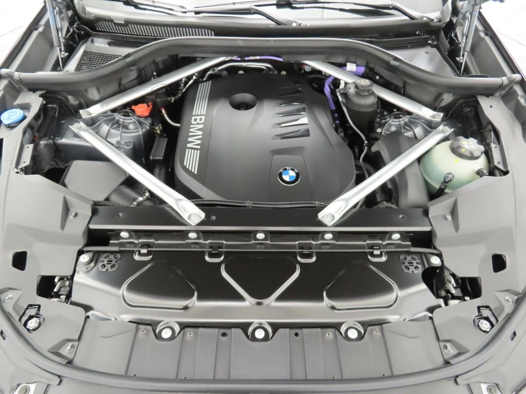 Used 2026 Gray Metallic BMW sDrive40i image 29