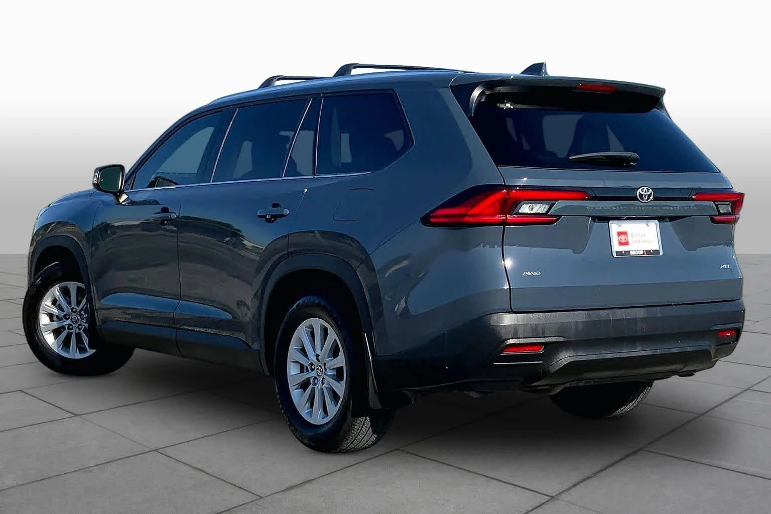 Used 2024 Storm Cloud Toyota XLE image 12