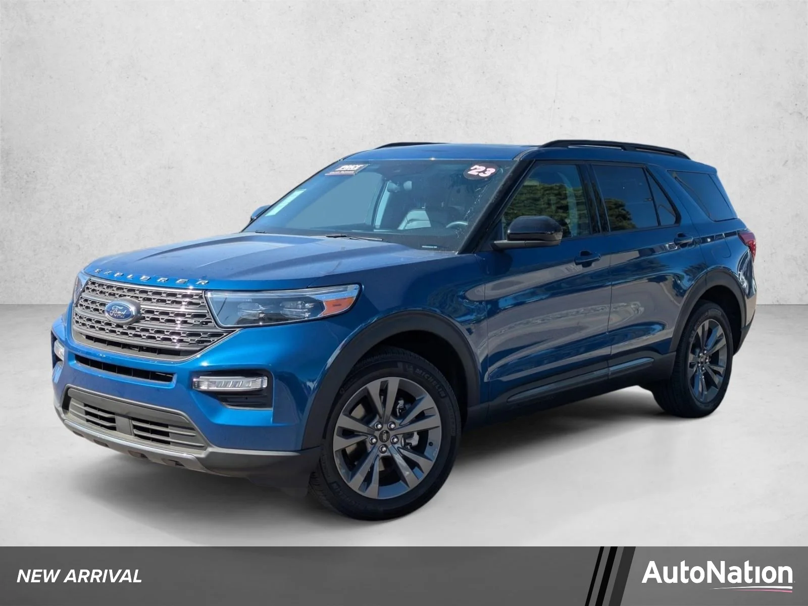 2023 Ford Explorer XLT 4WD's photo