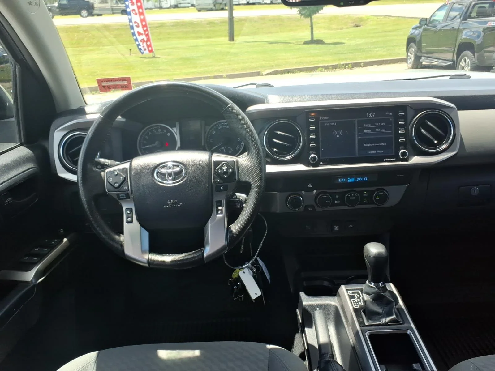 Used 2021 Cement Toyota SR5 image 17