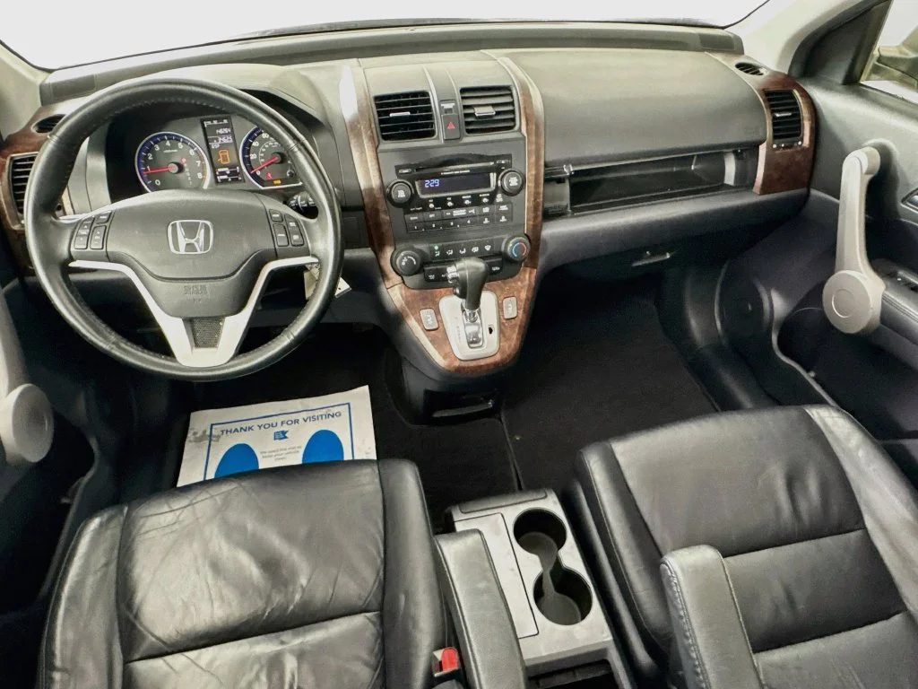 Used 2007 Silver Honda EX-L image 25