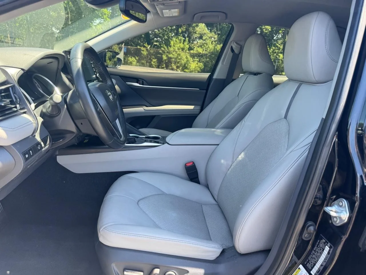 Used 2024 Midnight Black Metallic Toyota XLE image 19