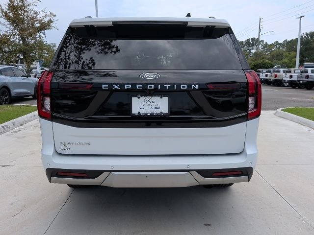 Certified Used 2025 Oxford White Ford Platinum image 13
