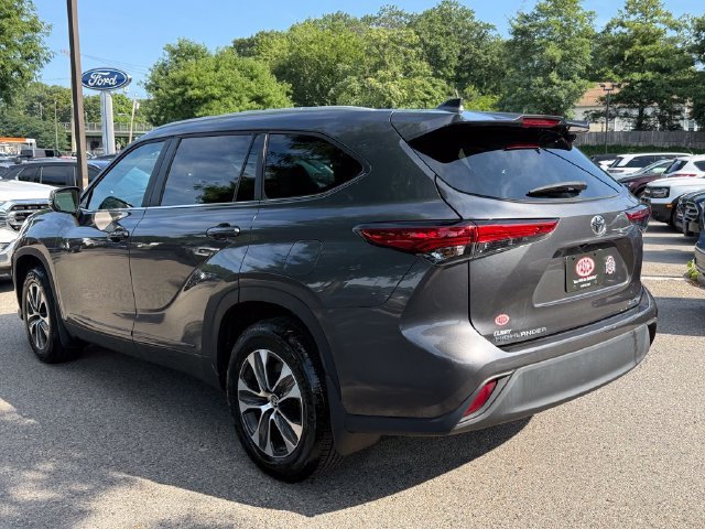 Used 2023 Gray Toyota XLE image 8
