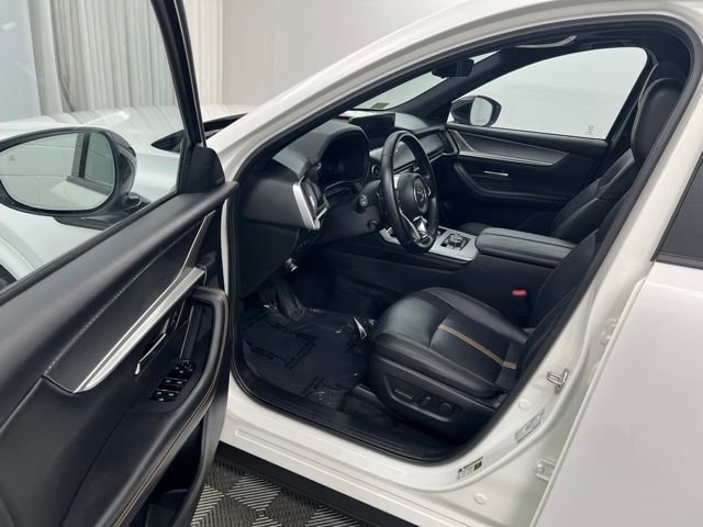Certified Used 2025 White Mazda 3.3 Turbo S Premium CERTIFIED image 12