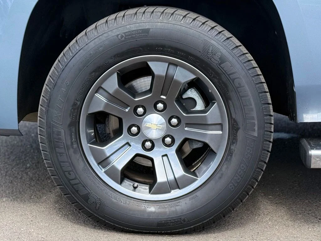 Used 2016 Gray Chevrolet LT image 9