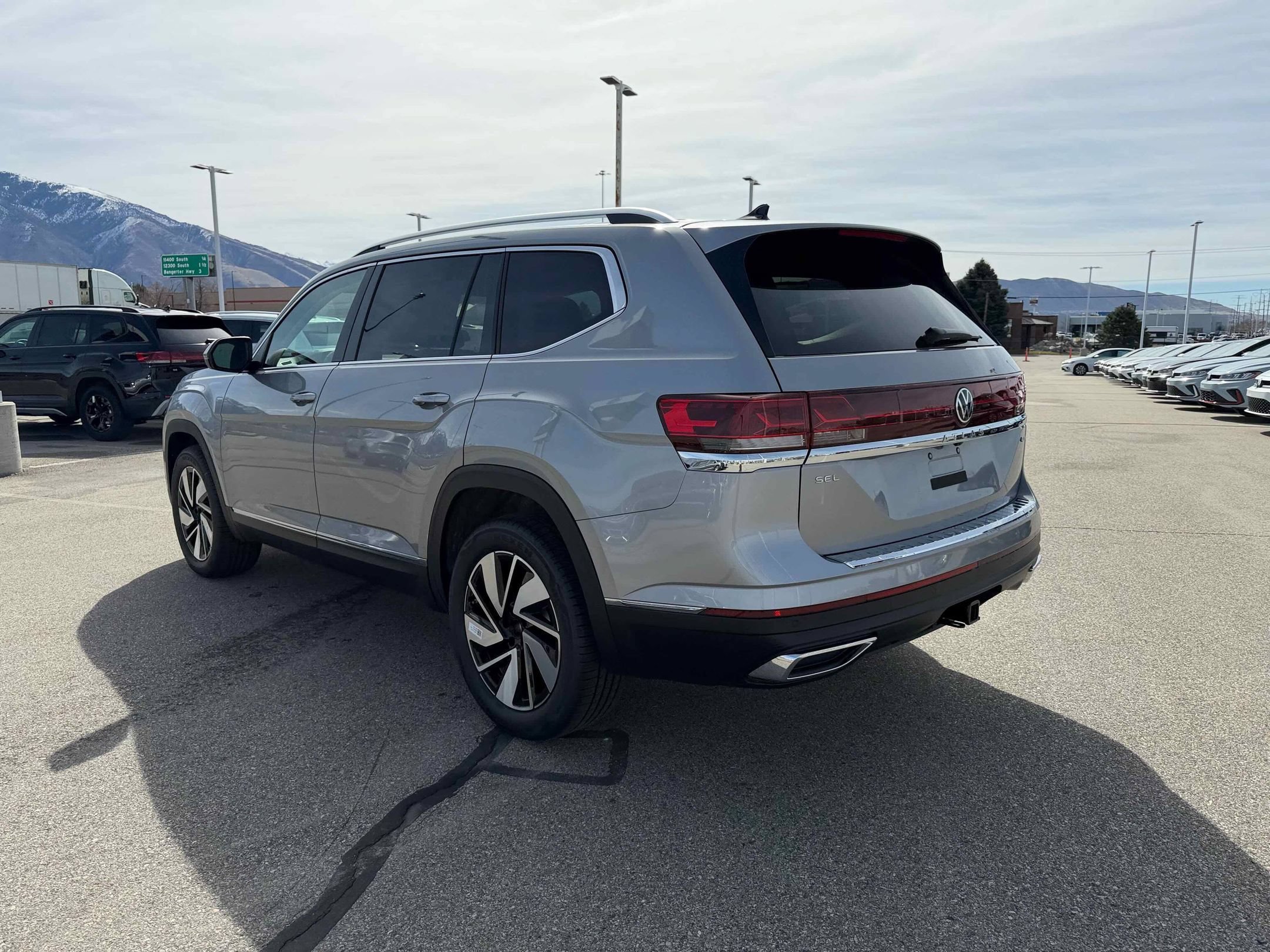 New 2026 Silver Mist Volkswagen 2.0T SEL image 9