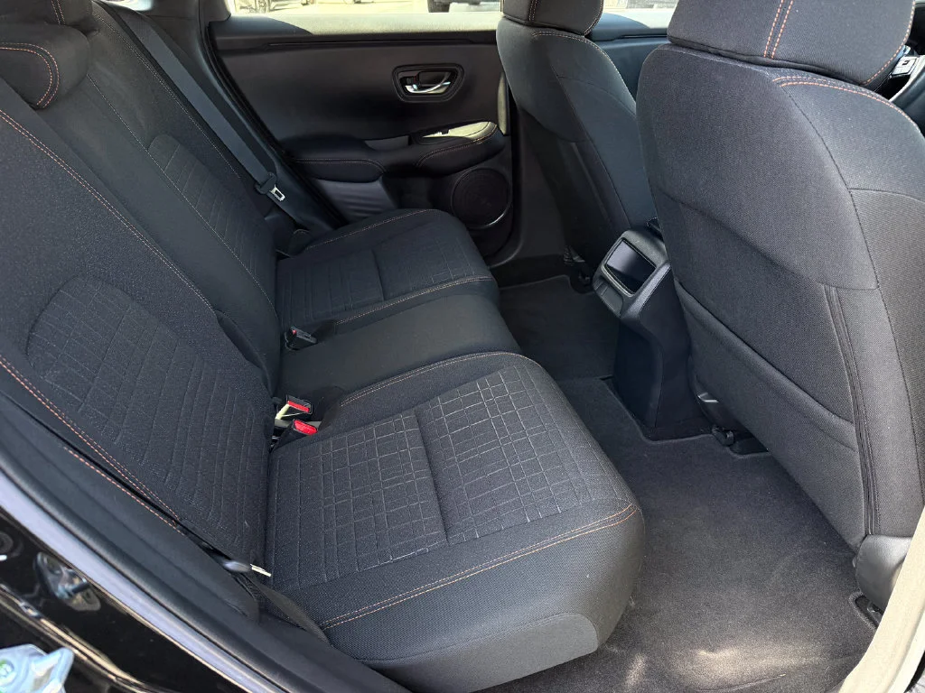 Used 2024  Honda Sport image 18