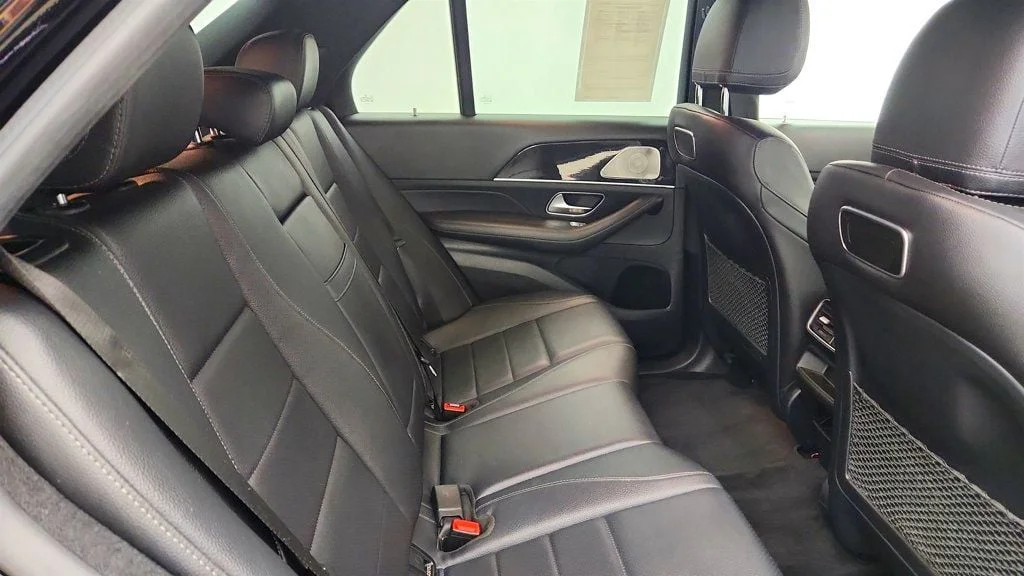 Used 2020 Black Mercedes-Benz GLE 350 4MATIC® SUV w/ Premium Pkg image 23