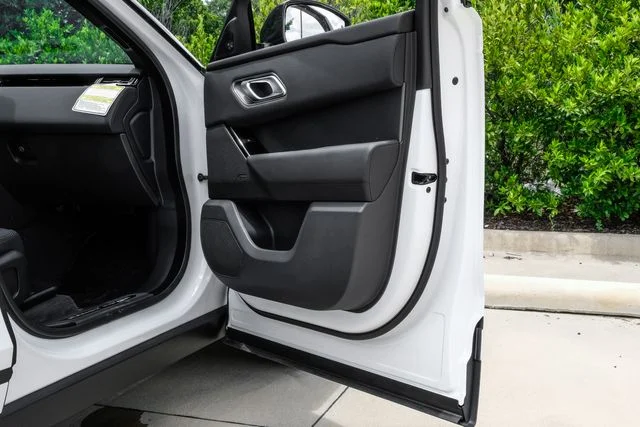 New 2026  Land Rover S image 53