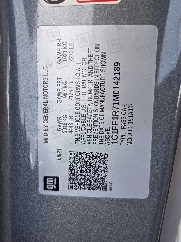 Used 2021 SATIN STEEL GRAY METALLIC Chevrolet LT1 image 16
