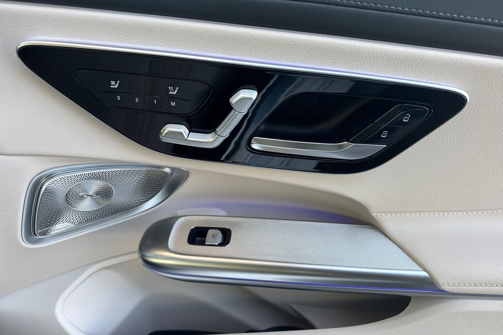 New 2027 Polar White Mercedes-Benz CLE 300 image 33