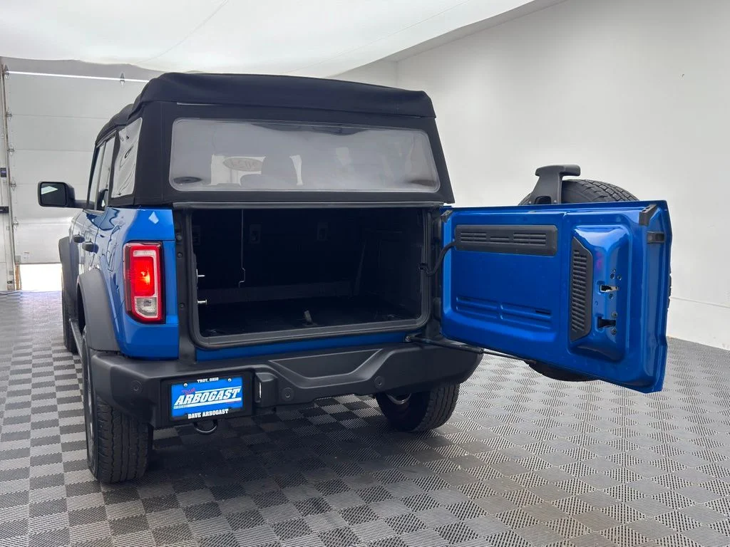 Used 2024 Blue Metallic Ford Big Bend image 9