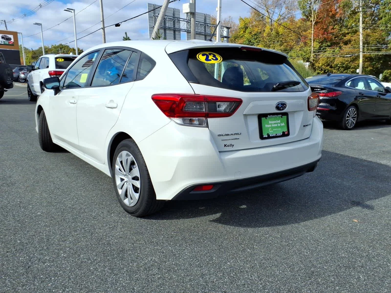 Certified Used 2023 Crystal White Pearl Subaru  image 11
