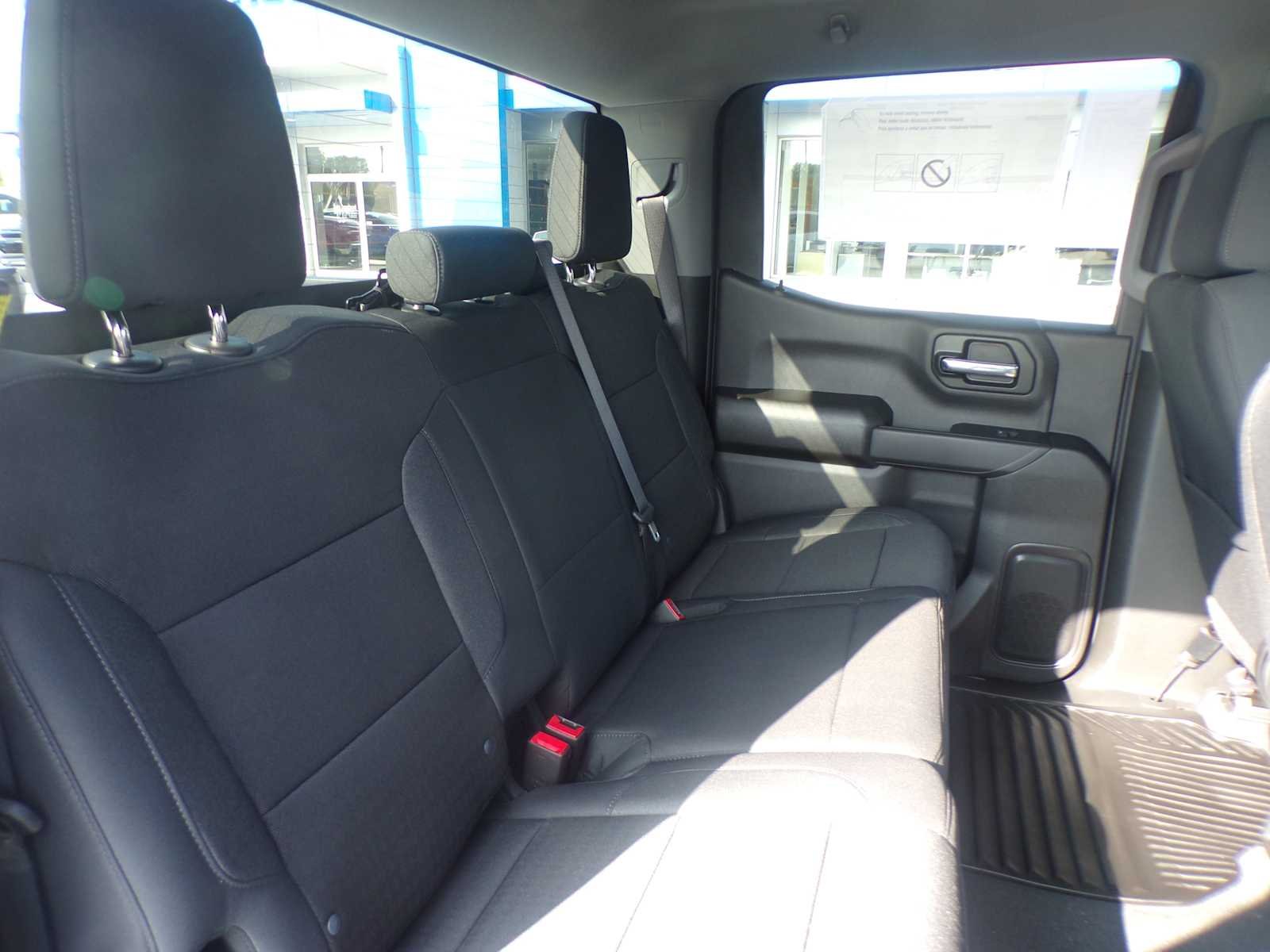 2024 Chevrolet Silverado 1500 Custom - Photo 9