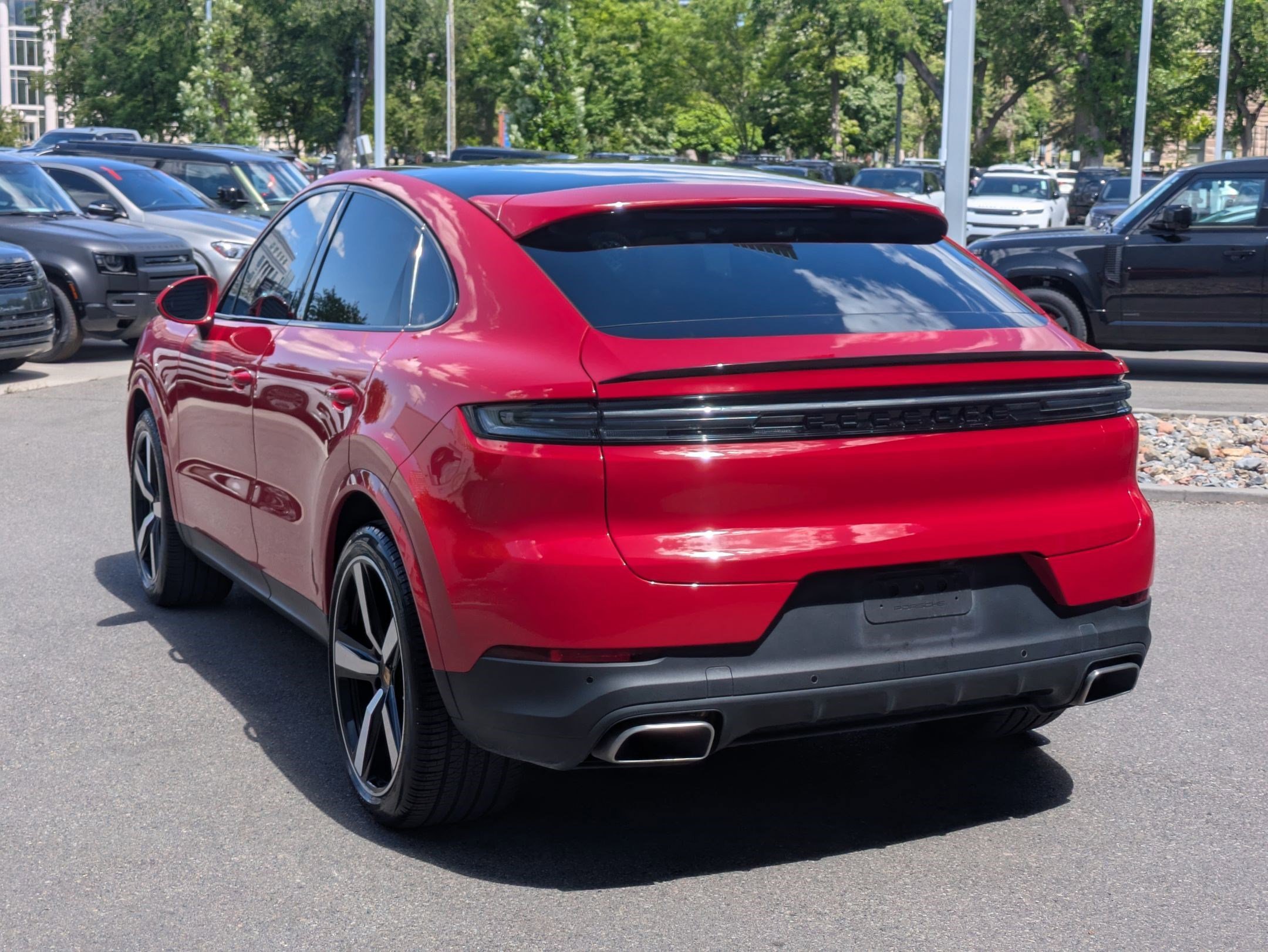 Used 2024 Red Porsche Cayenne Coupé (MY24) image 5