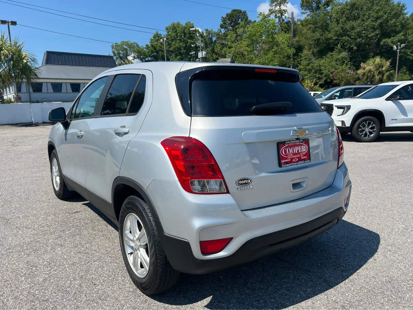 Used 2021 SILVER ICE METALLIC Chevrolet LS image 4