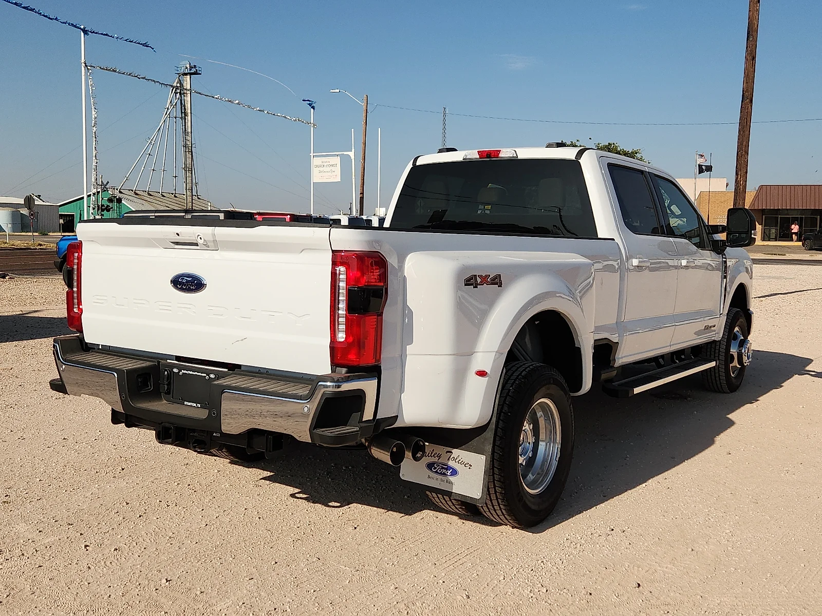 New 2026 Oxford White Ford Lariat image 7