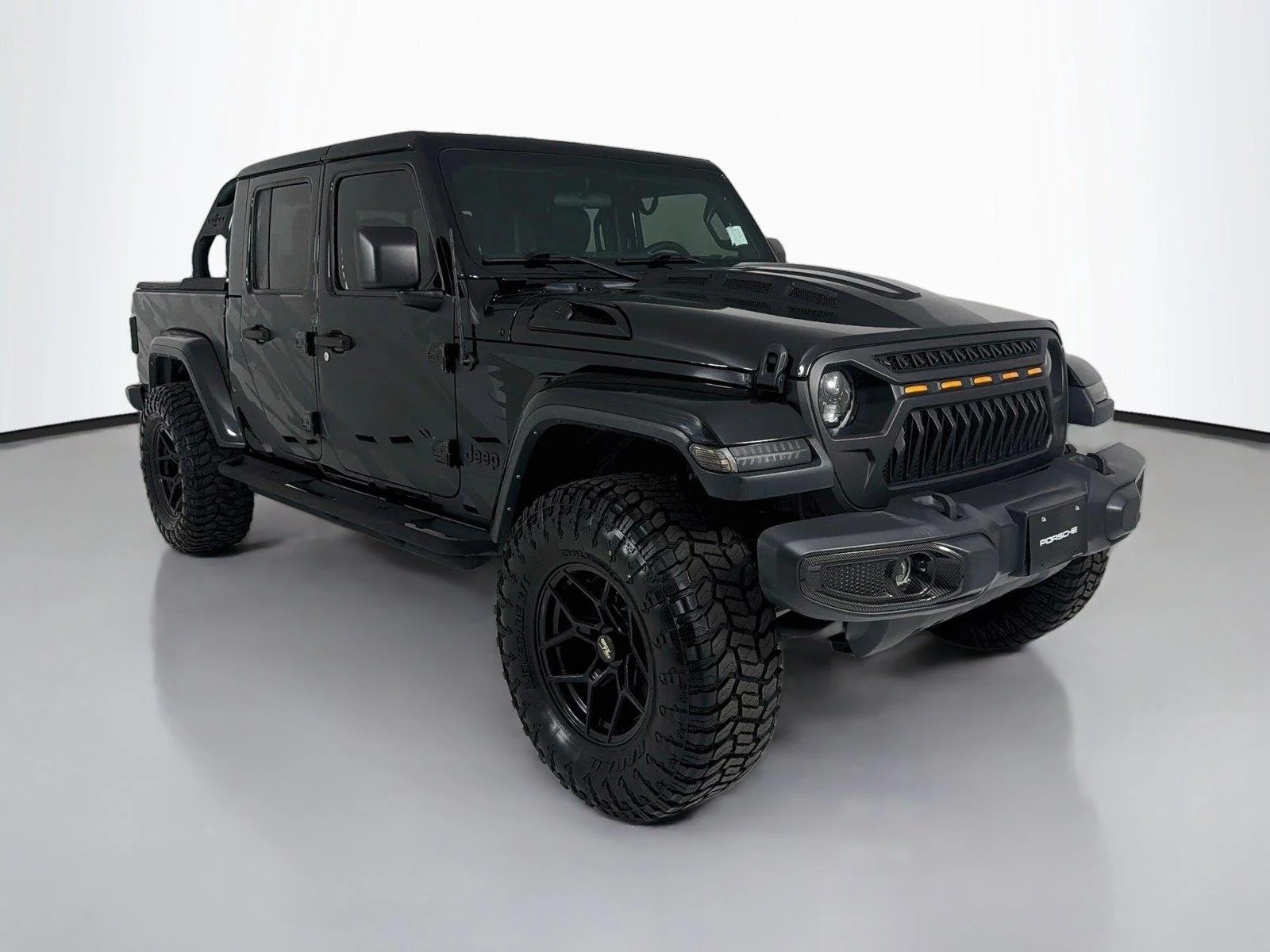 Used 2022 Black Clearcoat Jeep Sport S image 27