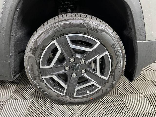 New 2026 Sting-Gray Clearcoat Jeep Limited image 5