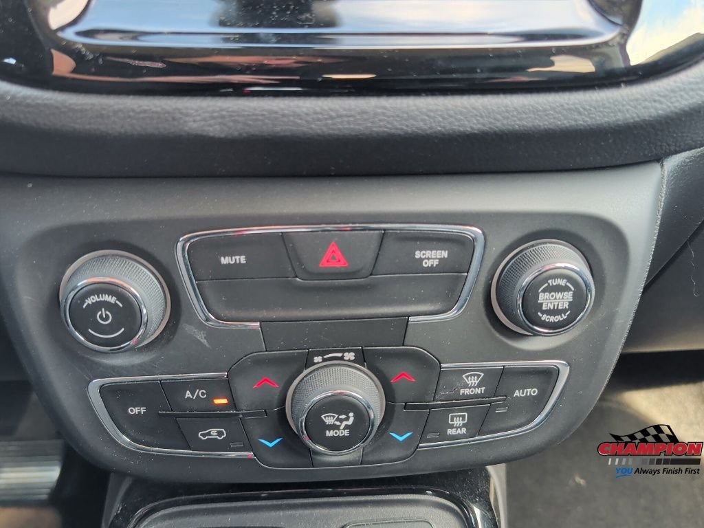 Used 2020 Red Jeep Limited image 19