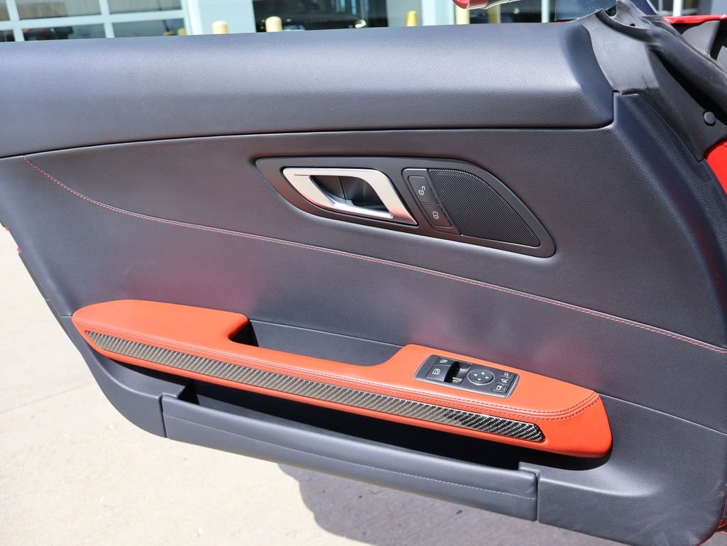 Used 2017 Mars Red Mercedes-Benz Base image 32