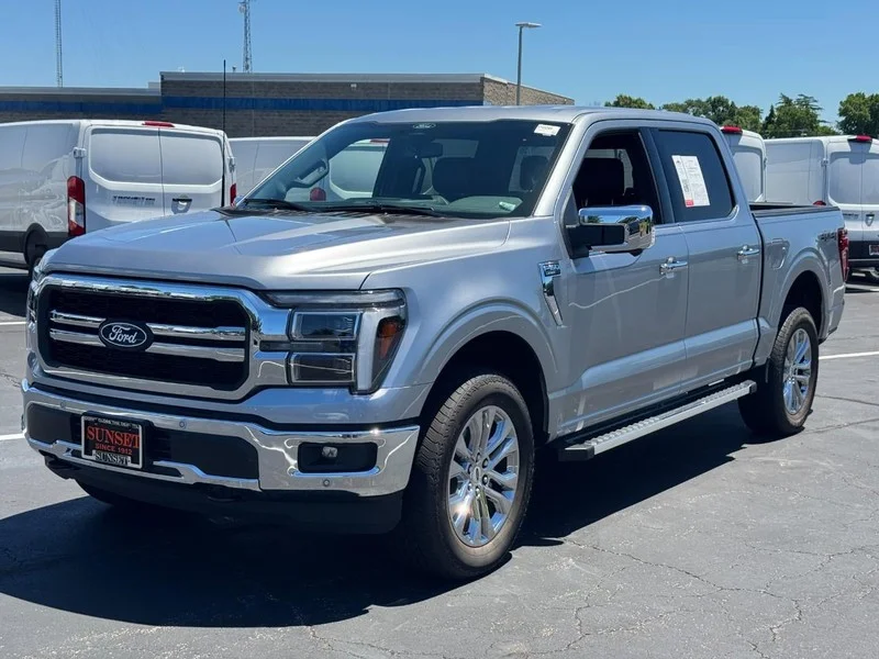 Used 2026 Iconic Silver Metallic Ford LARIAT image 10