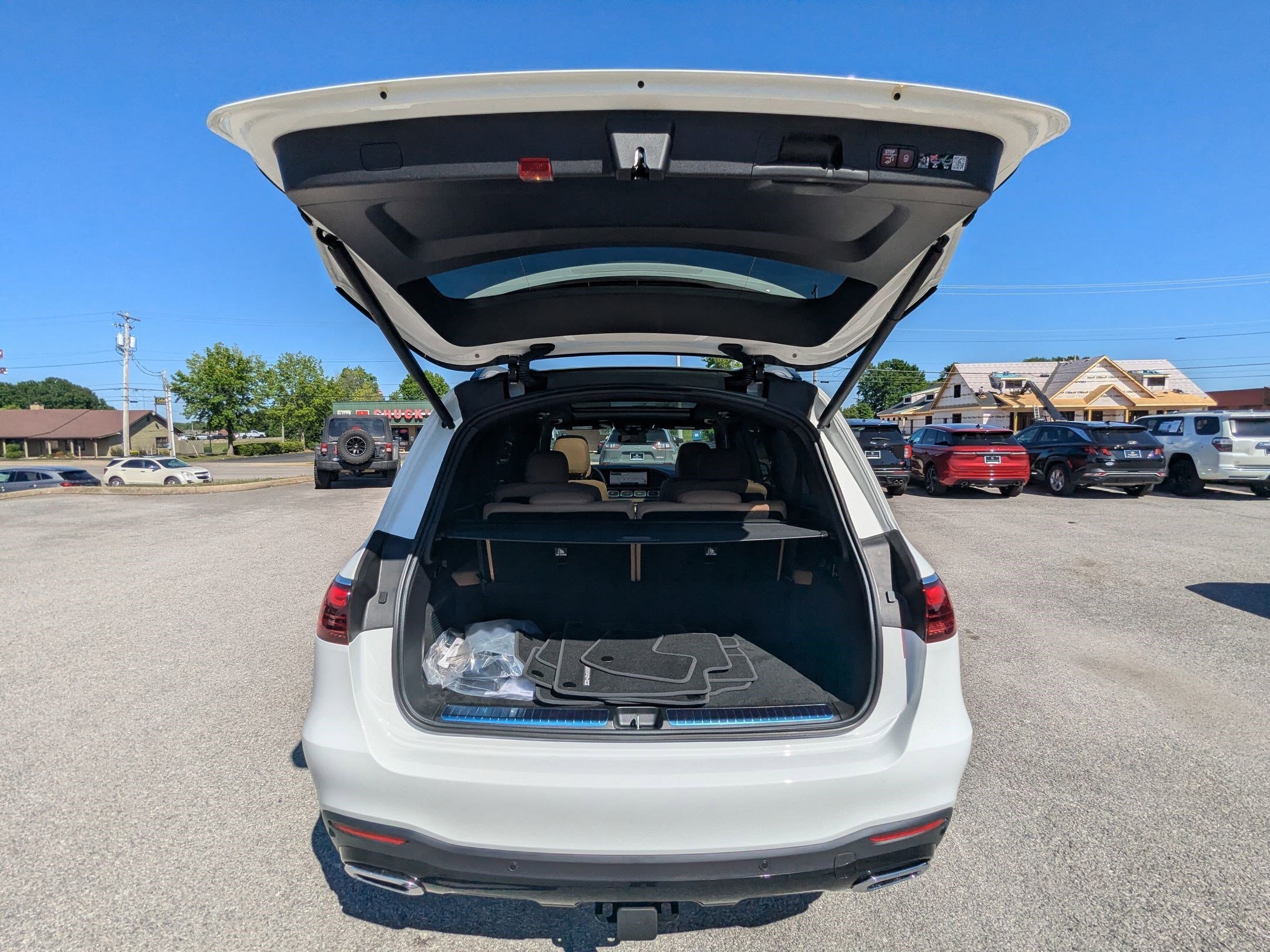 New 2026 Polar White Mercedes-Benz GLS 450 image 67