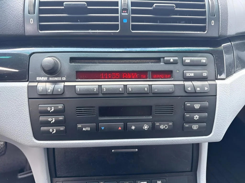Used 2001 Silver BMW Base image 11