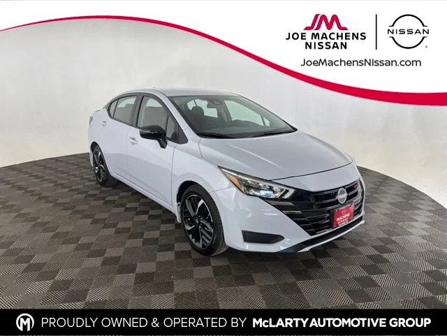 2025 Nissan Versa 1.6 SR CVT's photo