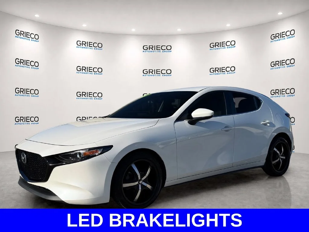 Used 2019 White Mazda Preferred image 3