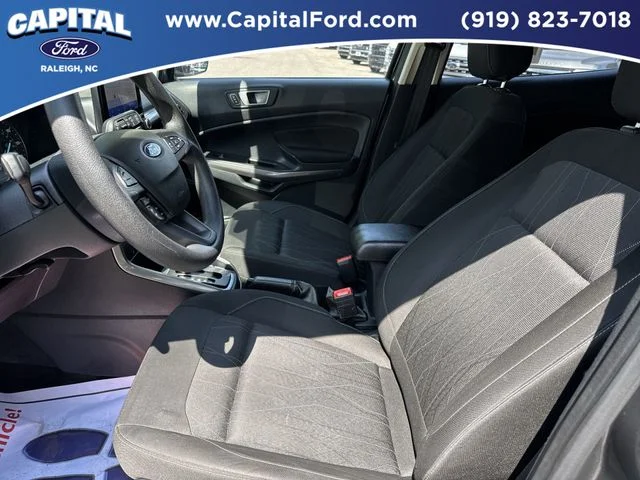 Used 2021  Ford SE image 18