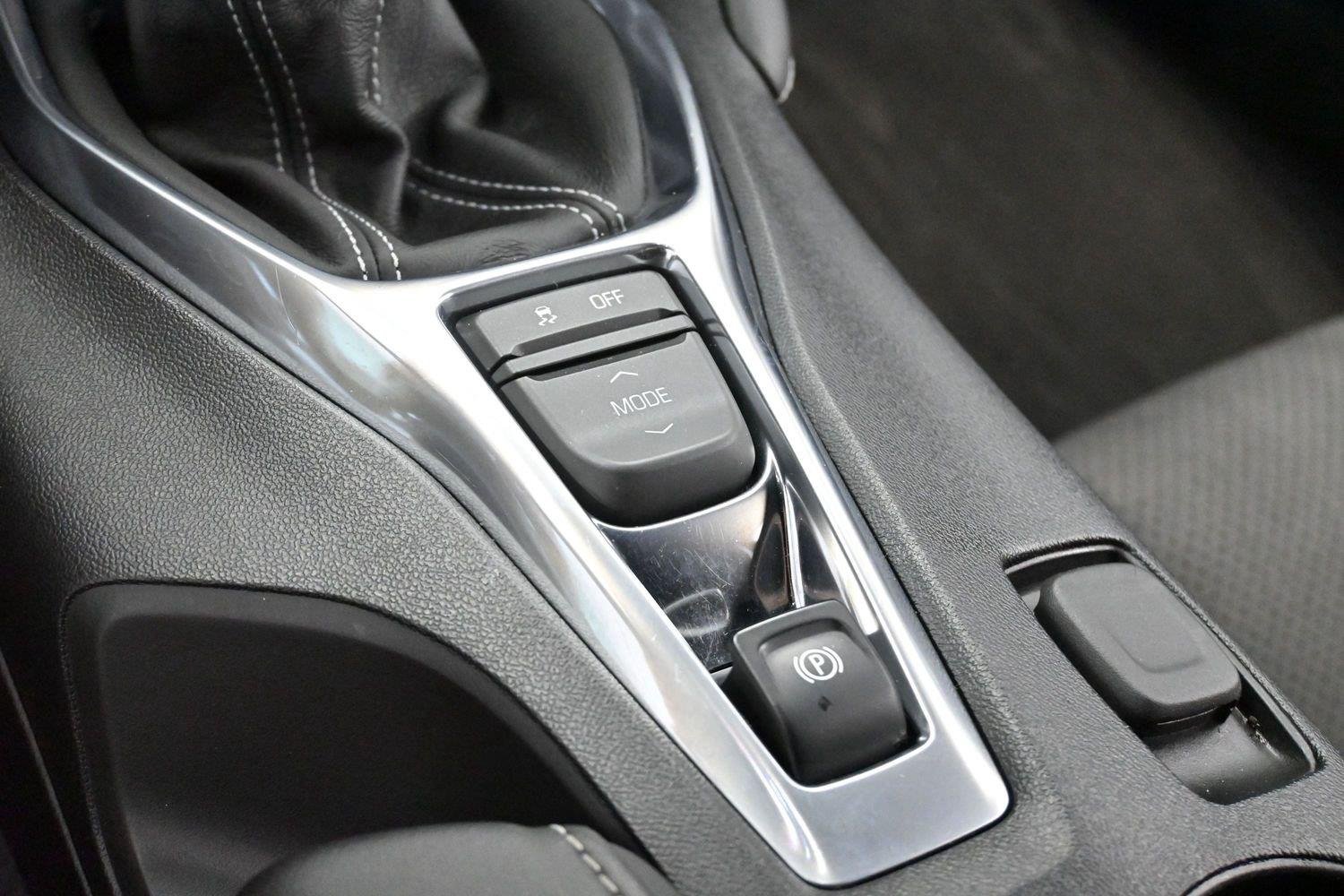 Used 2018 Black Chevrolet 2SS image 24