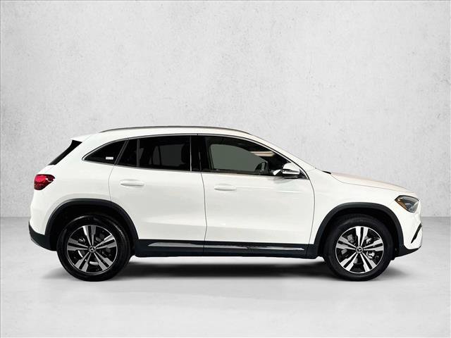 New 2026 Polar White Mercedes-Benz GLA 250 image 34