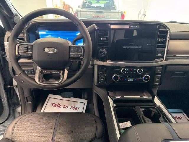 New 2026 Glacier Gray Metallic Tri-Coat Ford F-250® Platinum® image 39