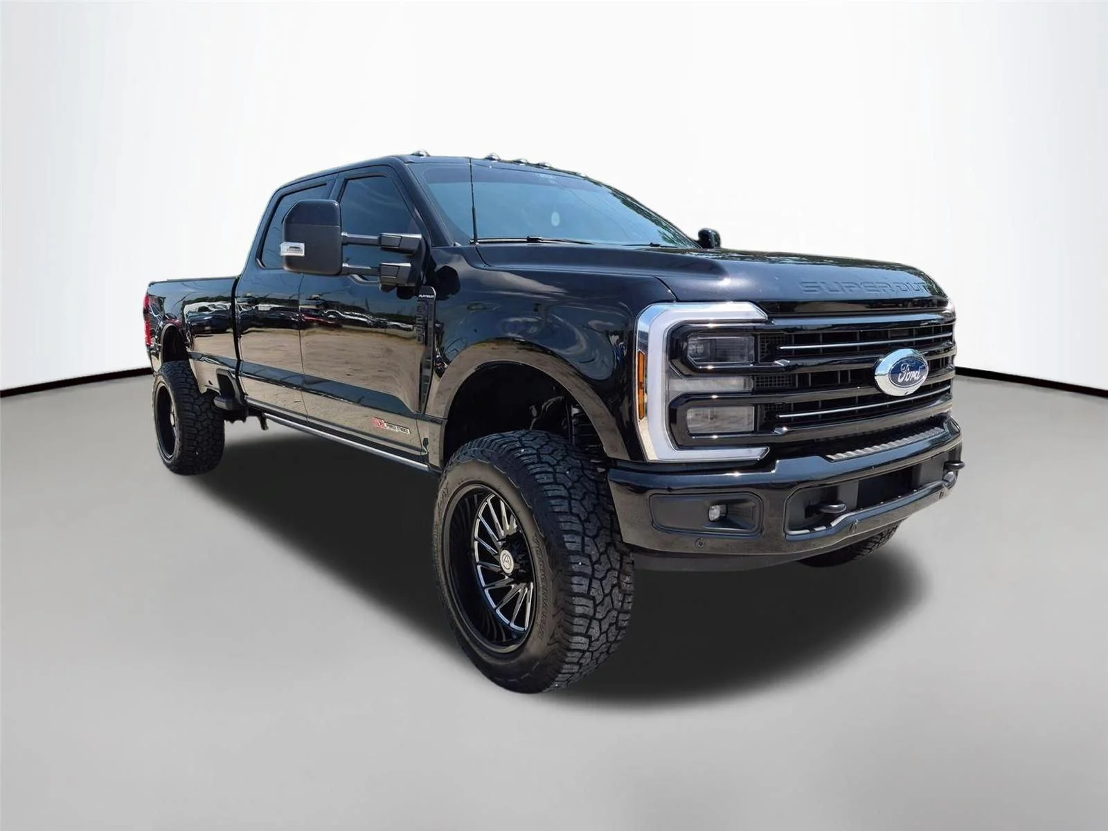 Used 2026  Ford Platinum image 3