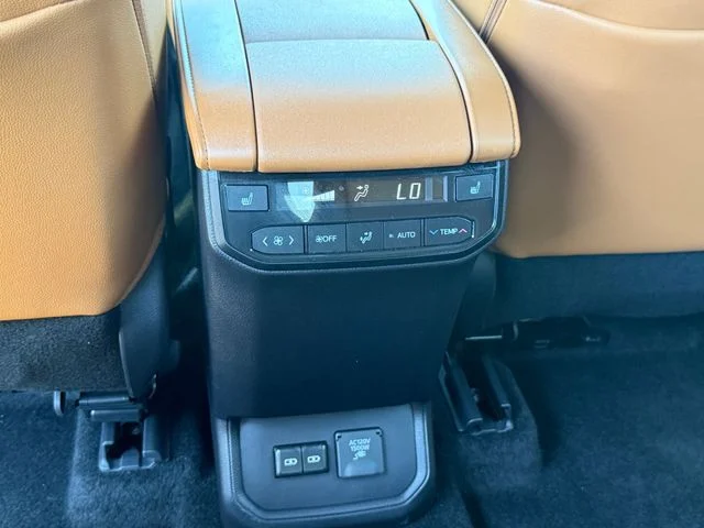 Certified Used 2026 PRECIOUS METAL Toyota Platinum image 27