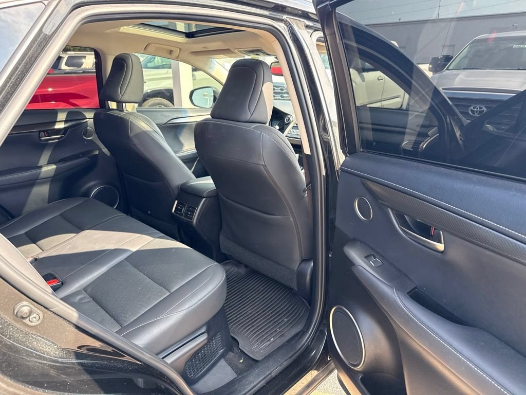 Used 2018 Caviar Lexus 300h image 17