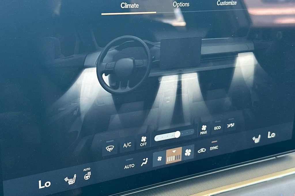 2026 Lexus ES BEV 500e Premium AWD - Photo 19