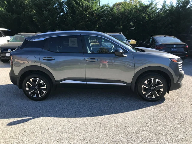 New 2027 Gun Metallic Nissan SV image 7