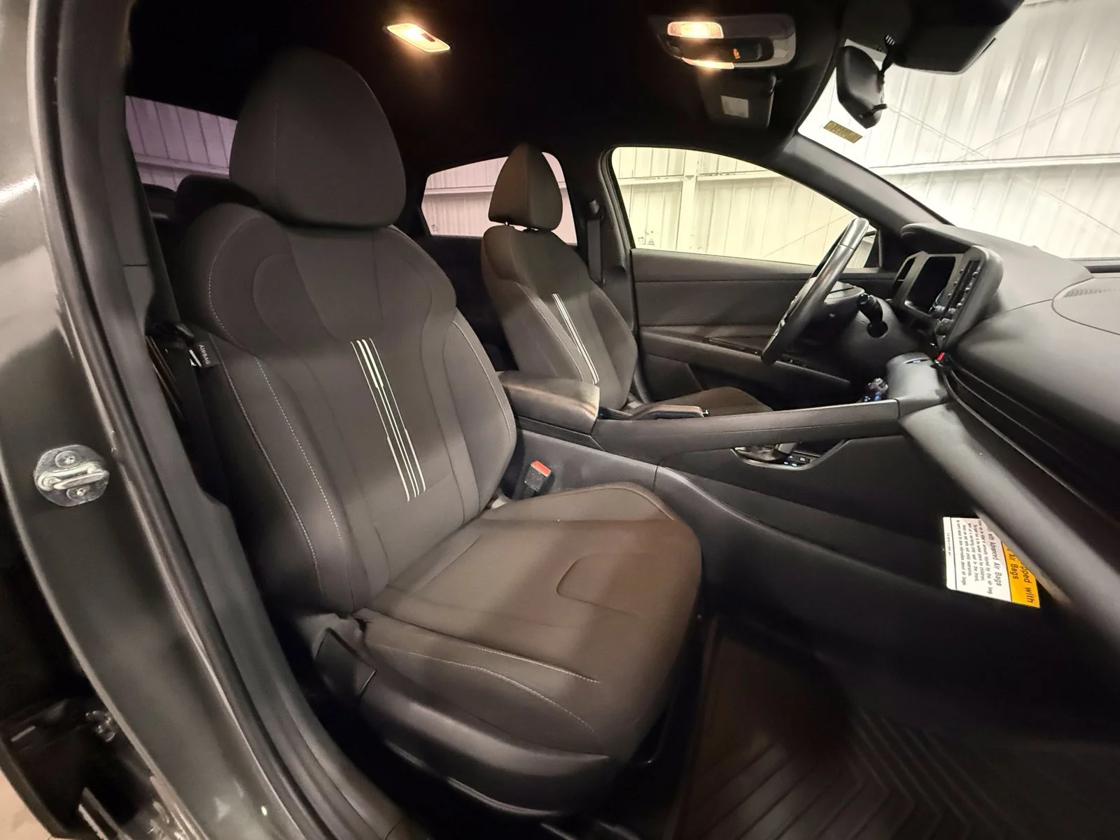 Used 2025 Gray Hyundai SEL Sport image 24