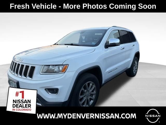 Used 2016 White Jeep Limited image 1