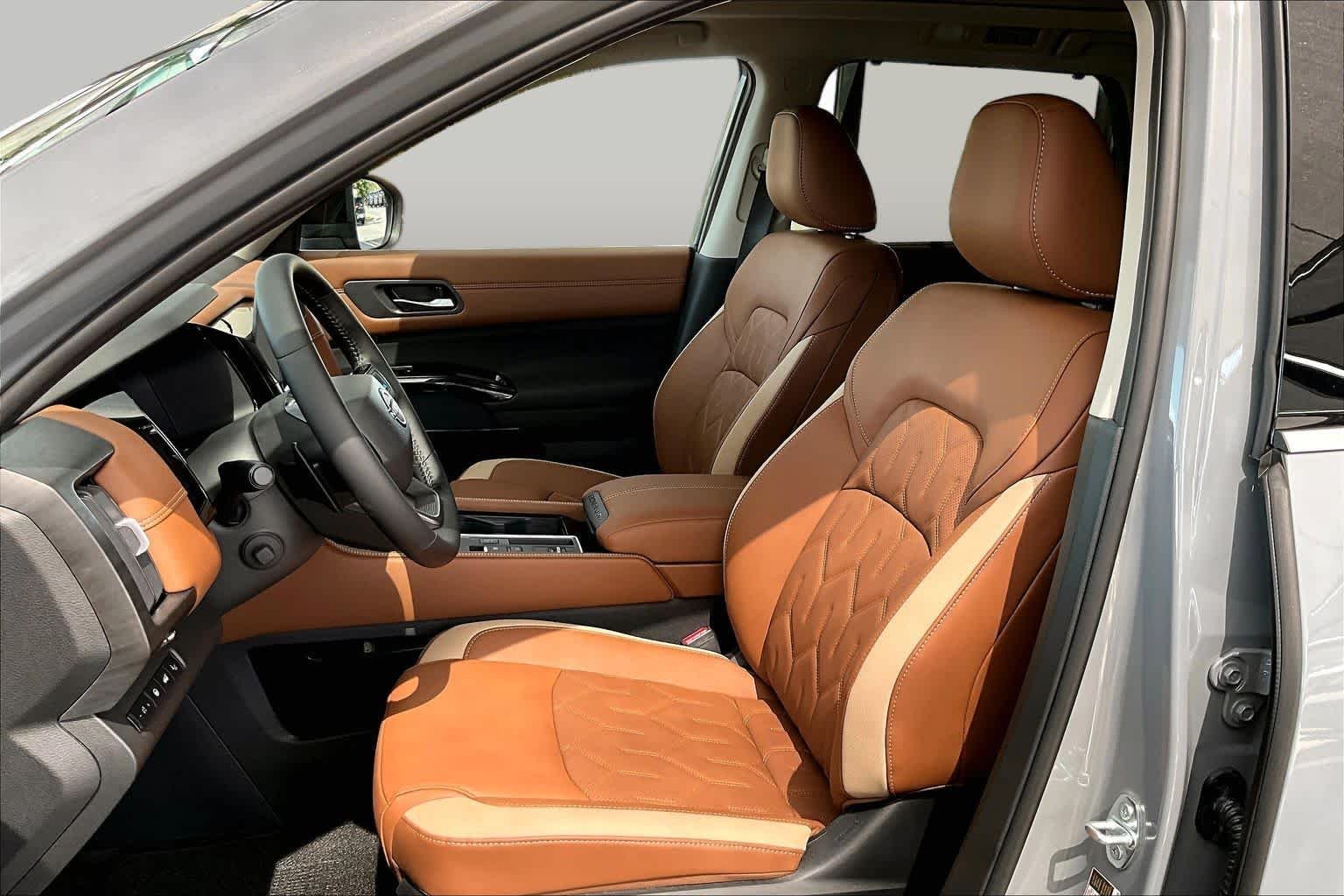 New 2026 Boulder Gray Pearl Nissan Platinum image 9