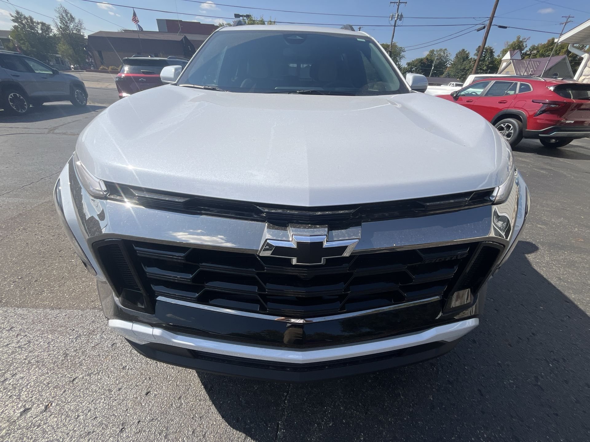 New 2026 Polar White Tricoat Chevrolet ACTIV image 56