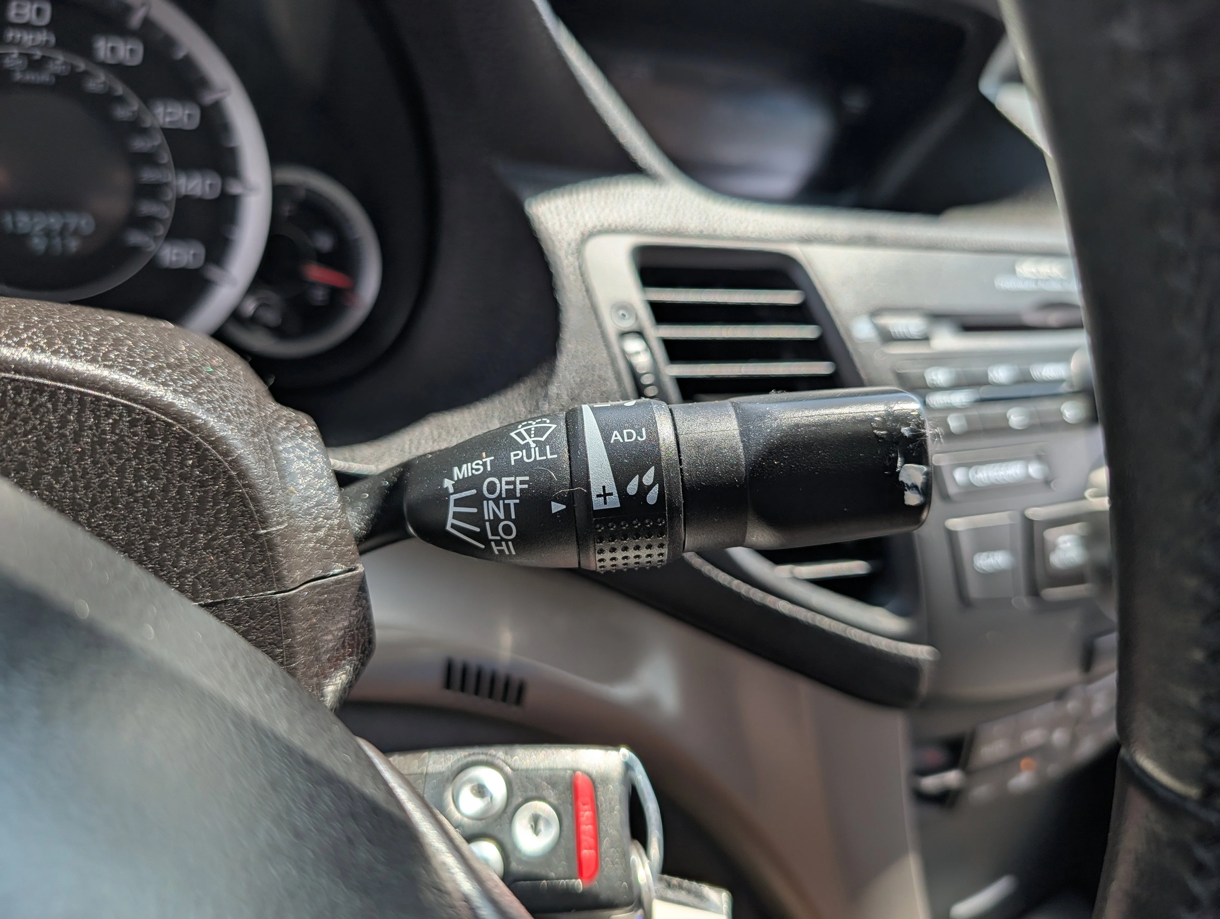 Used 2010 Palladium Metallic Acura  image 31
