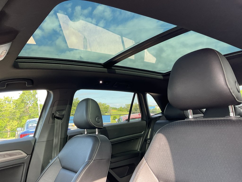 Used 2020 Gray Volkswagen 2.0T SE w/Technology image 22