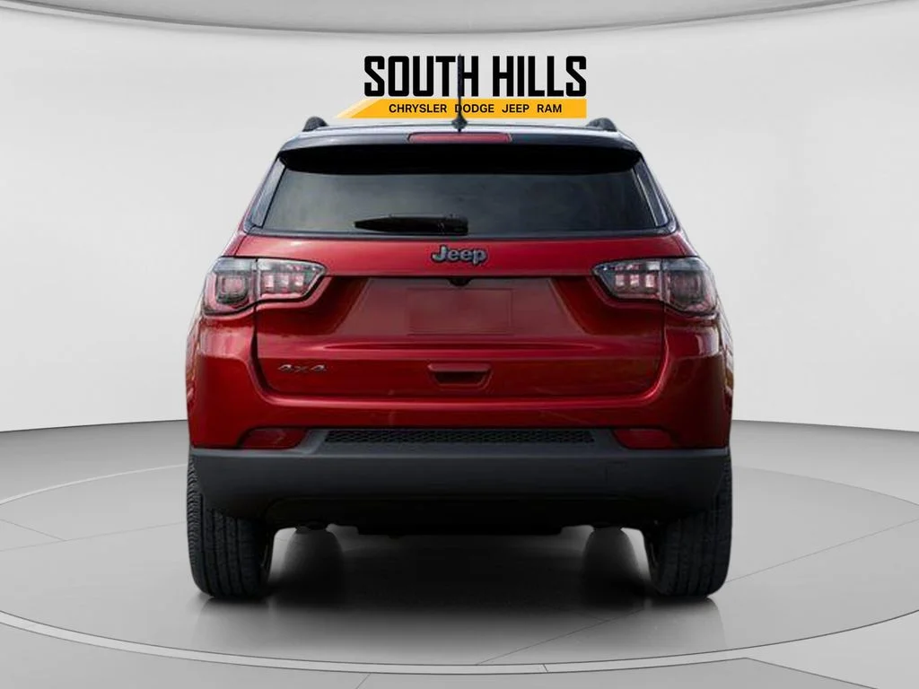New 2026 Red Hot Pearl-Coat Exterior Paint Jeep Limited image 7