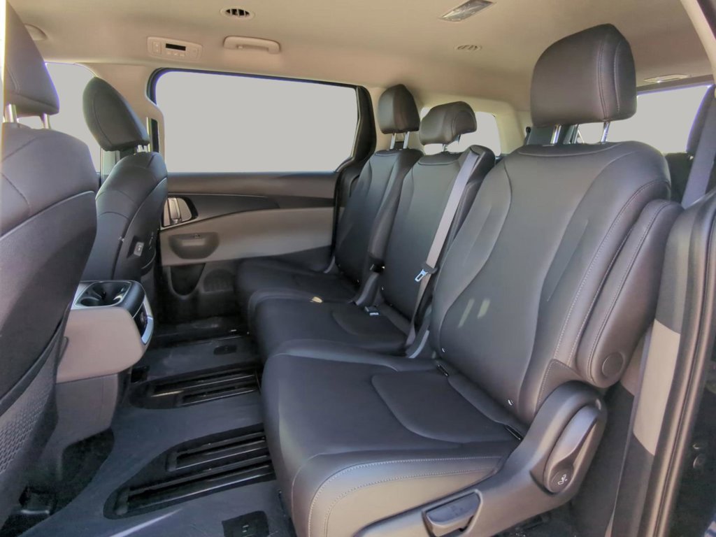 New 2026 Deep Chroma Blue Kia LXS image 18