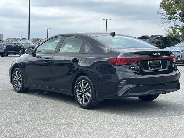 Used 2023 Black Kia LXS image 11