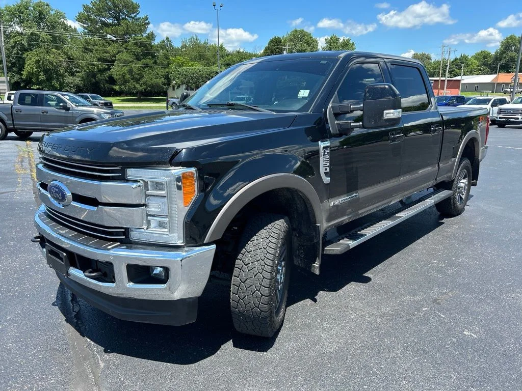 Used 2018 Shadow Black Ford Lariat image 3